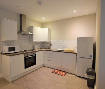 1 Bedroom Apartment To Let - Photo 3