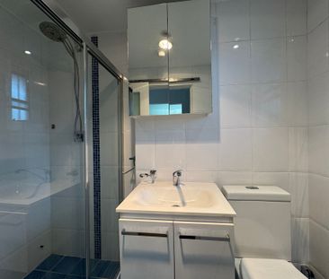 Spacious One Bedroom Unit Located in Prime Position - Photo 4