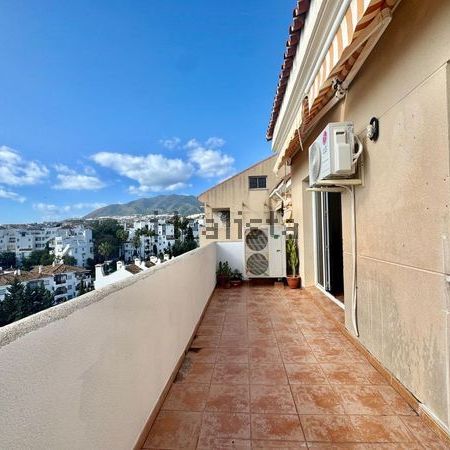 Alquiler de dúplex en Avenida de la Roca - Photo 1