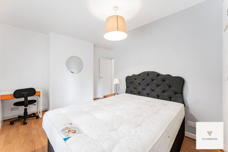 3 bedroom apartment to rent - Photo 2