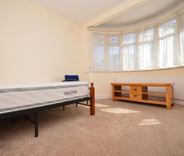 3 bedroom bungalow to rent - Photo 3