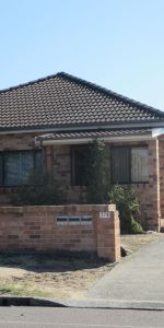 RENOVATED FLAT IN ETTALONG - Photo 4