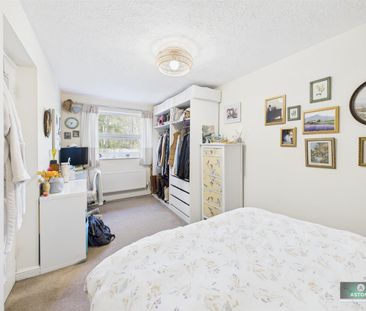 Maidenbower - Photo 4