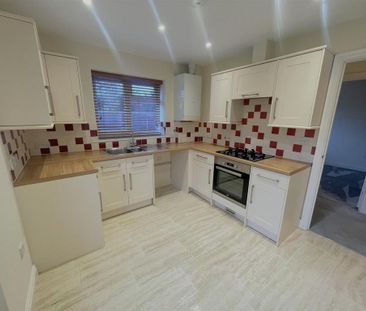 2 bedroom bungalow to rent - Photo 1