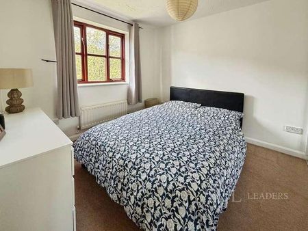 Hotspur Drive, Colwick, Nottingham, Nottinghamshire, NG4 - Photo 4