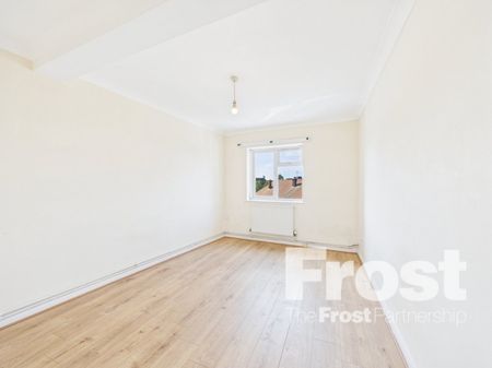 Meadfield Road, Slough, Berkshire,SL3 - Photo 4