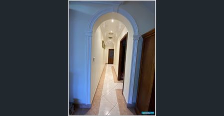 Stunning 4 bedrooms plus Study double storey home. - Photo 5