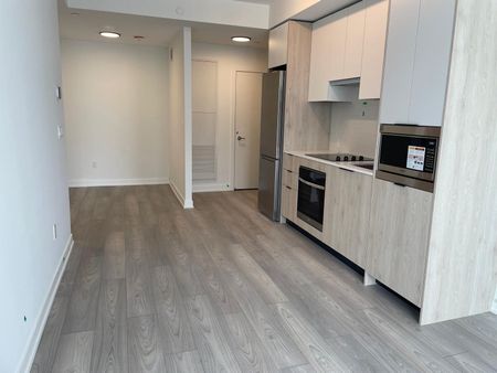 For Lease - 1007 The Queensway Street Unit# 728, Toronto, Ontario - Photo 4