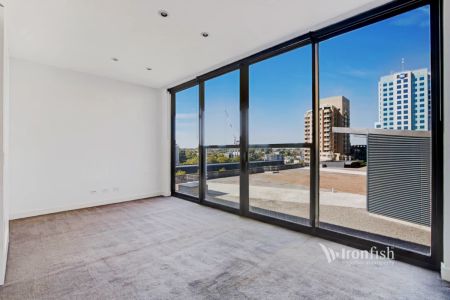 2 Bed, 1 Bath - Photo 3