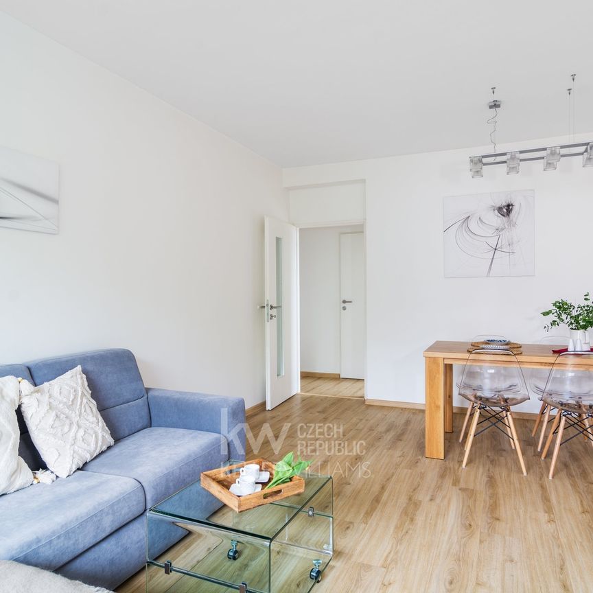 Pronájem bytu 3+1 77 m² - Photo 1