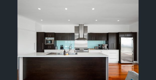 Furnished Character Home with Breathtaking City Views - Photo 1