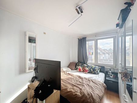 Appartement in het centrum van Heist met twee slaapkamers en twee badkamers - Photo 5