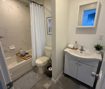 For Lease - 180 Vaughan Road Unit# 304, Toronto, Ontario - Photo 6