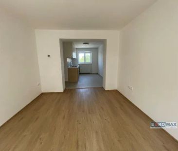 Pronájem bytu 2+1 s možností pronájmu garáže, Břeclav – Smetanovo n... - Photo 2