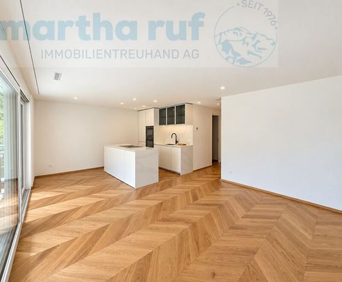 Exklusive 3.5- Zimmer Wohnung mit Garten Modern und hochwertig - Foto 1