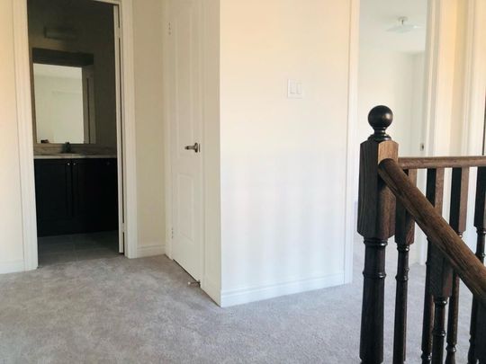 For Lease - 106 Lanark Circle, Brampton, Ontario - Photo 1