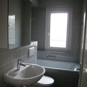 MIETEN OHNE KAUTION - Zentrale Wohnlage in lebendigem Dorfkern - Photo 3