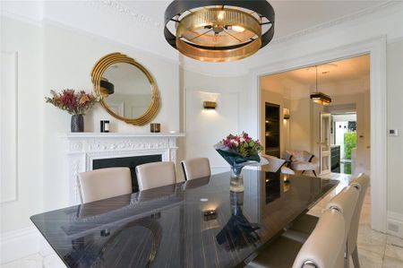 4 bedroom terraced house to rent - Photo 5