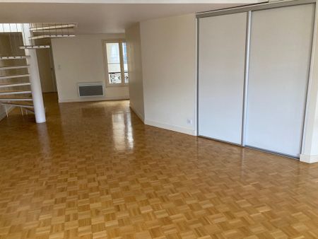 Grand duplex de 109.55 m² au 6e étage rue de Rivoli - Photo 4