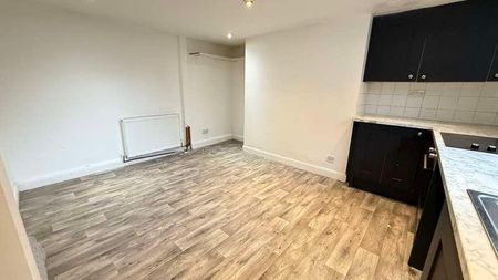 Cleveleys Road, LS11 - Photo 5