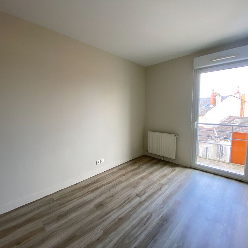 SANS FRAIS D'AGENCE -RUE ENCOMBE VINEUSE, Grand T4 de 92m² avec garage/parking et balcon ! - Photo 1