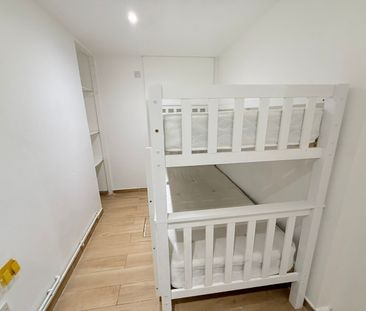 2 Bed Flat, High Road, IG1 - Photo 3