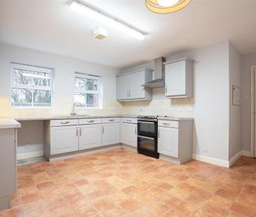 5 bedroom detached house to rent - Photo 6