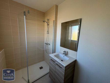 Location Maison 4 pièces 77m² LE MANS 72000 - Photo 3