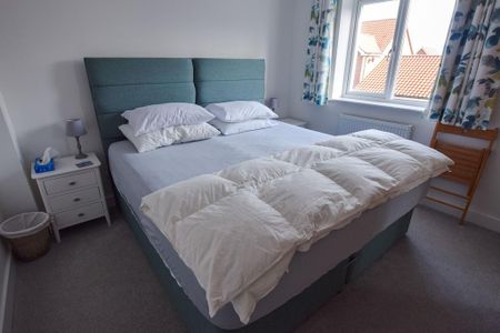 3 bedroom detached house to rent - Photo 3