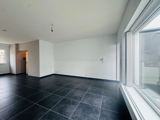 2 slaapkamerappartement met inpandige garage - Foto 1