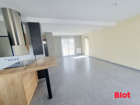 Location Maison 5 pièces 108m² ST MELOIR DES ONDES 35350 - Photo 3