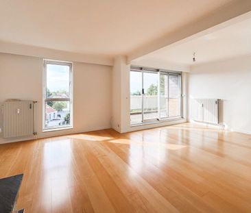 Appartement te huur in Sint-Genesius-Rode voor € 1.215 met 2 slaapk... - Foto 1
