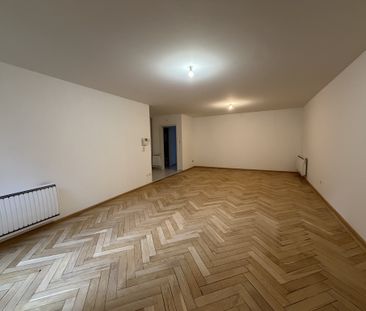 Location Appartement 4 pièces 105m² SELESTAT 67600 - Photo 2