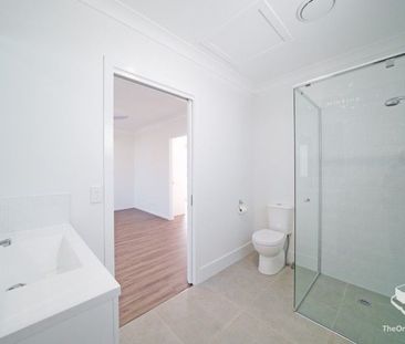 Runcorn Brand new 3 Bedroom house available now $700/w - Photo 3