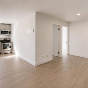 3 CH - 1 SDB - Montréal - $2,095 /mo - Photo 3