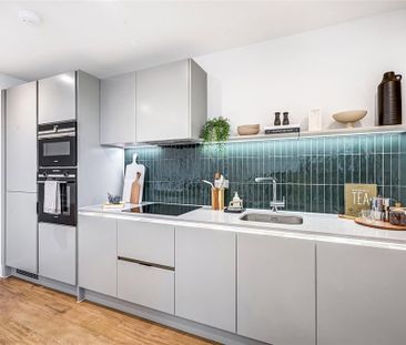 3 bedroom apartment to rent - Photo 1