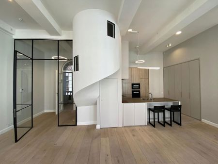 Stijlvol duplexappartement met 2 slaapkamers & zonnig dakterras - Photo 3