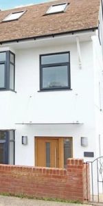 Pegwell Road, CT11 0LY, Ramsgate - Photo 4