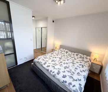 One Bedroom plus Study at the Heart of the Ultimo - Bullecourt - Photo 4