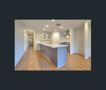 Lovely Inside and Ready to Move In – Bright & Modern 3x2 - Photo 6