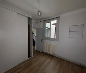 Location Appartement 4 pièces 84m² ST JEAN PIED DE PORT 64220 - Photo 3