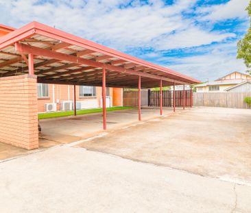 VERY NEAT AND TIDY UNIT IN IDEAL LOCATION - Photo 3