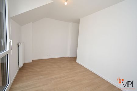 Location Appartement 4 pièces 73m² - Photo 4