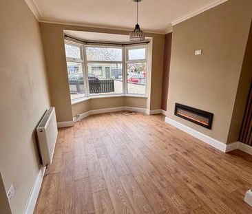 13 Clandeboye Road, Bangor, BT20 3LB - Photo 2