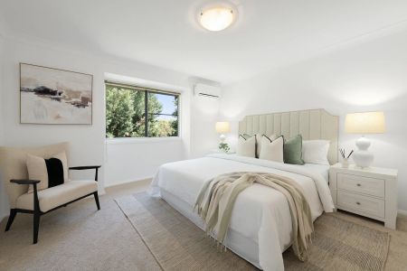 SOLD BY JAMES BENNETT AND JADE PRIOR - Photo 4