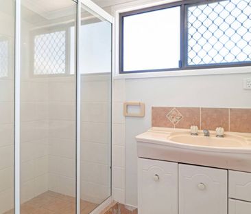 Gorgeous Newtown Cottage - Photo 2