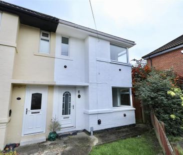 2 bedroom end of terrace house to rent - Photo 2