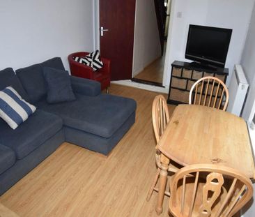 5 bedroom house to rent - Photo 2