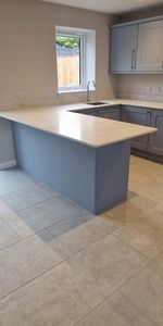 2 bedroom semi-detached house to rent - Photo 3