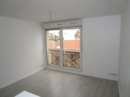 Location Appartement 1 pièce 25m² REIMS 51100 - Photo 2